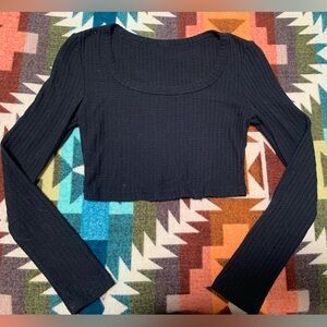 Elegant Black Ribbed Long Sleeve Crop Top